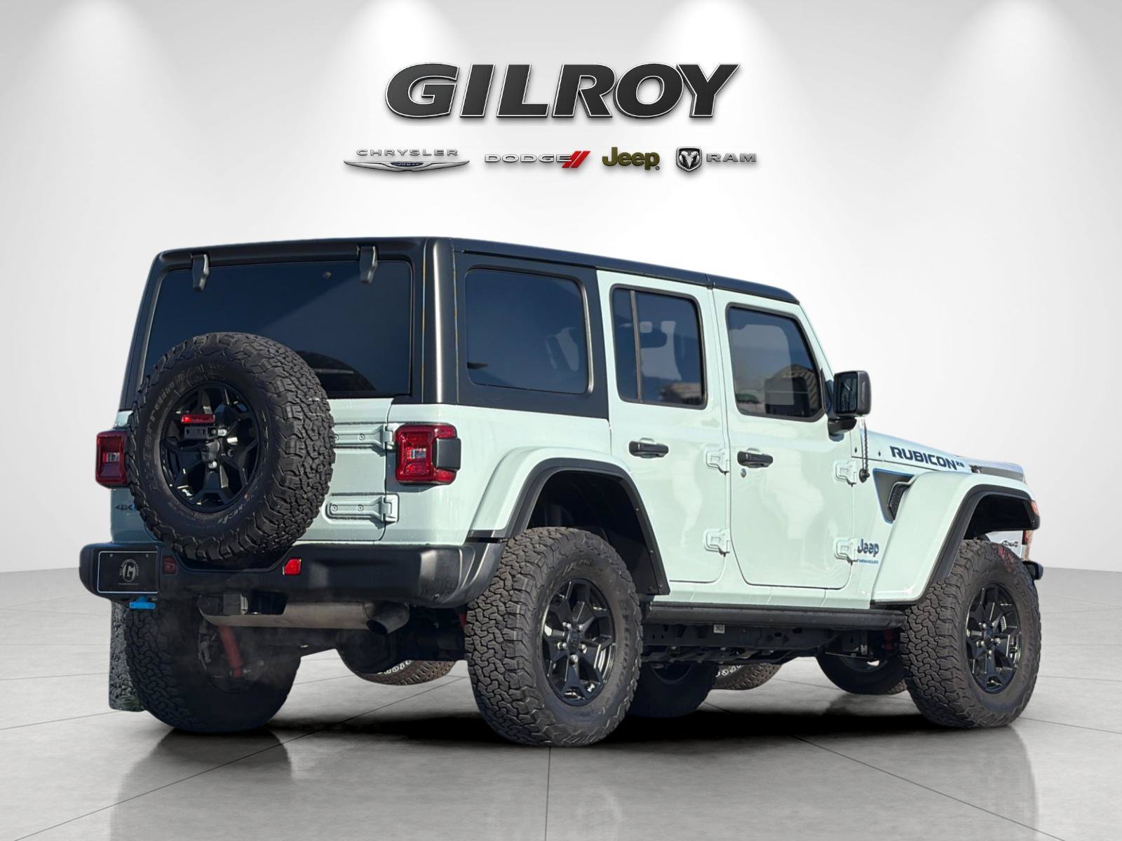 Used 2023 Jeep Wrangler Unlimited Rubicon 4xe AWD/4WD image 4