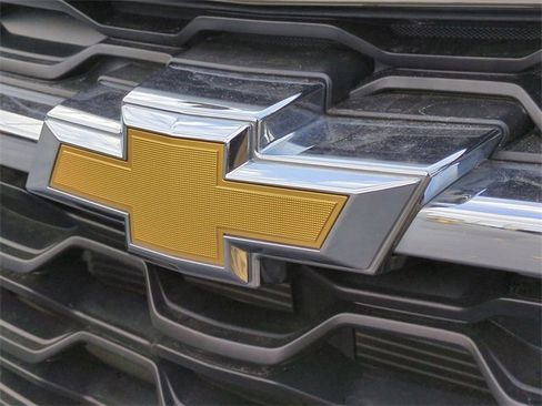 Certified 2024 Chevrolet Trax LS w/ LS Convenience Package image 28