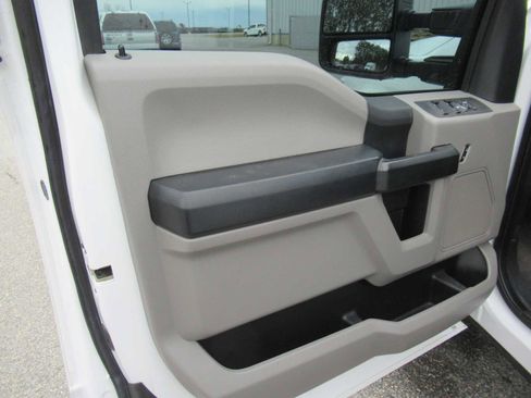 Used 2019 Ford F250 XL w/ XL Value Package image 14