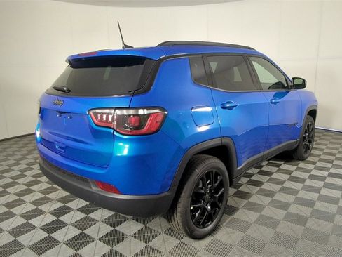 New 2026 Jeep Compass Latitude image 4