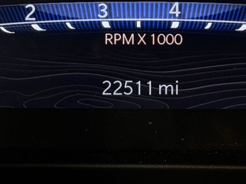 Used 2024 Jeep Grand Cherokee Altitude AWD/4WD image 16