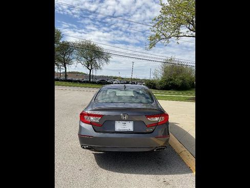 Used 2018 Honda Accord Sport image 4