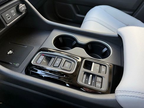 Used 2025 Honda Pilot Touring image 27