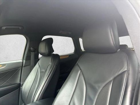 Used 2016 Lincoln MKC Select w/ Select Plus Package image 10