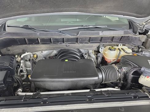 Used 2020 Chevrolet Silverado 1500 LT image 9