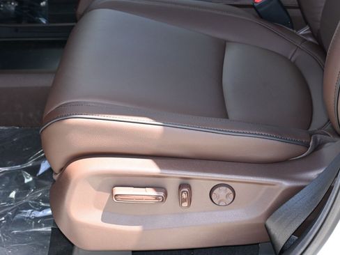 New 2026 Honda Odyssey Touring image 15