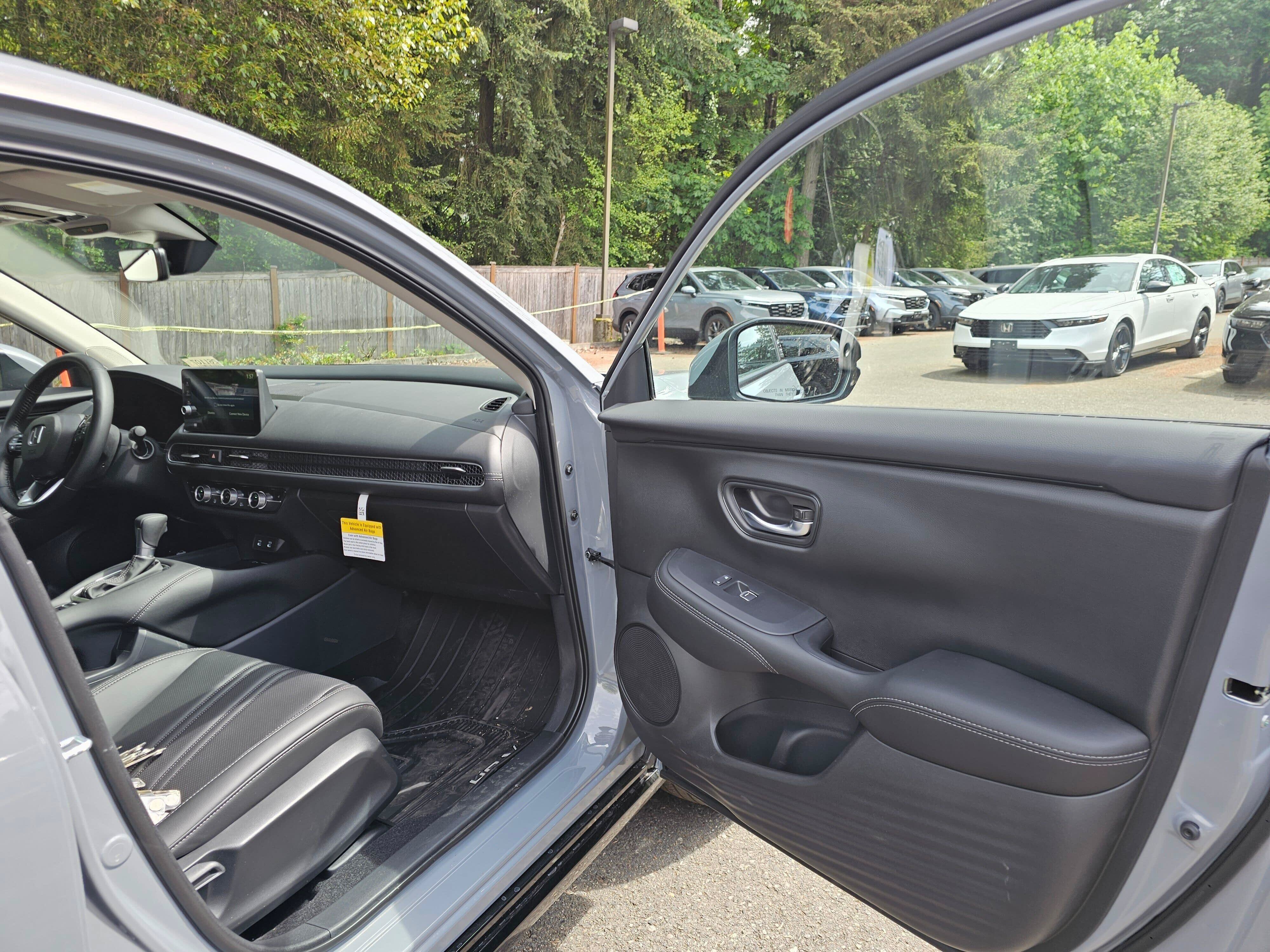 New 2026 Honda HR-V EX-L image 11