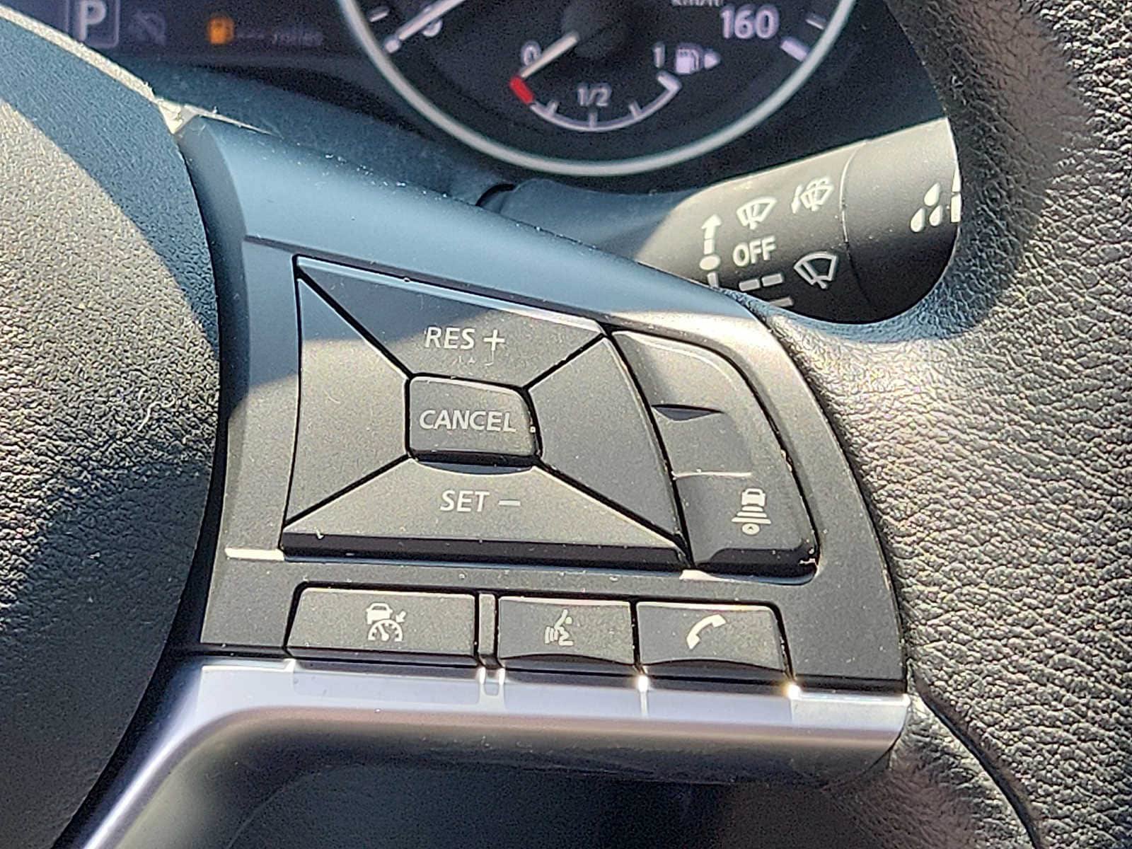 Used 2024 Nissan Sentra SV FWD image 21