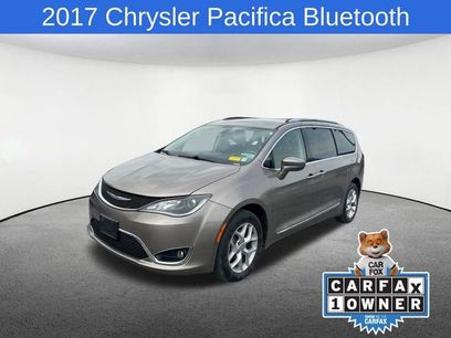 Used 2017 Chrysler Pacifica Touring-L Plus w/ Tire & Wheel Group
