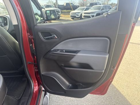 Used 2016 Chevrolet Colorado Z71 image 36