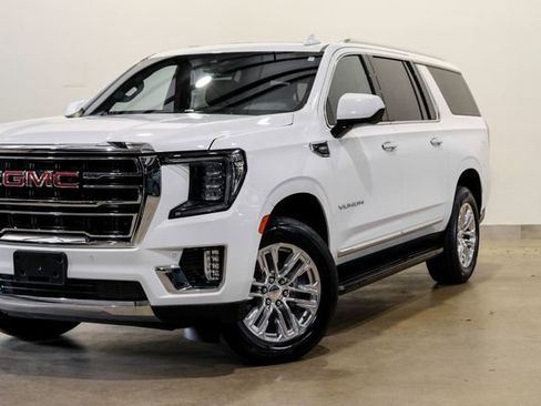 Used 2021 GMC Yukon XL SLT w/ Rear Media and Nav Package AWD/4WD image 18