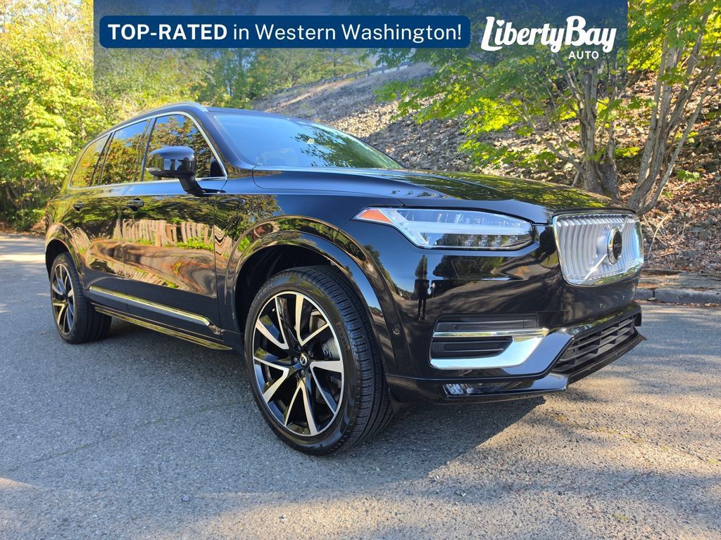 Used 2024 Volvo XC90 B6 Plus w/ Protection Package Premier AWD/4WD image 3