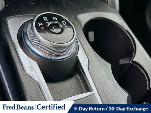 Used 2022 Ford Escape SE w/ SE Sport Appearance Package AWD/4WD image 18