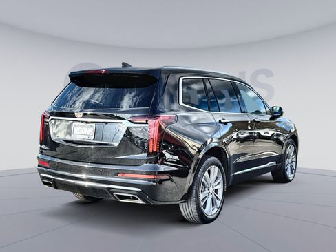 Used 2024 Cadillac XT6 Premium Luxury w/ Technology Package image 7