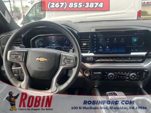 Used 2023 Chevrolet Silverado 1500 High Country w/ High Country Premium Package AWD/4WD image 13