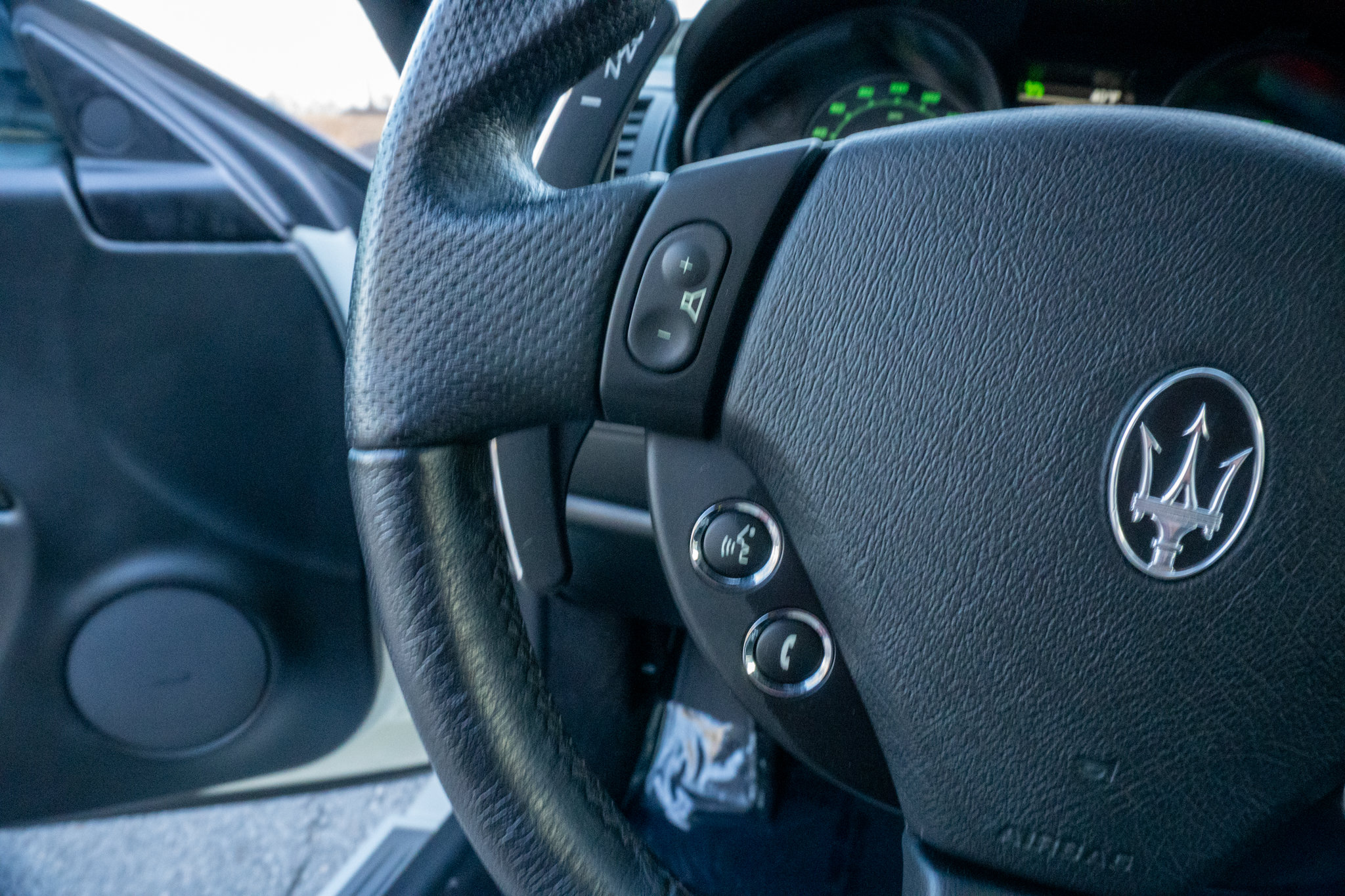 Used 2013 Maserati GranTurismo Sport RWD image 19