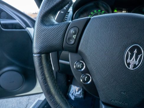 Used 2013 Maserati GranTurismo Sport image 19