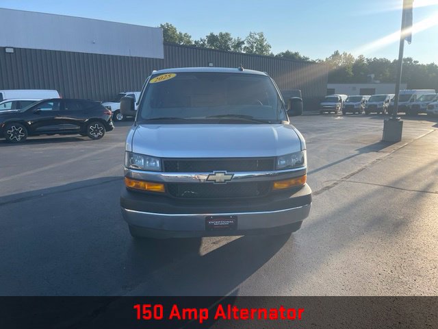 Used 2025 Chevrolet Express 3500 w/ Hotel Shuttle Package RWD image 11