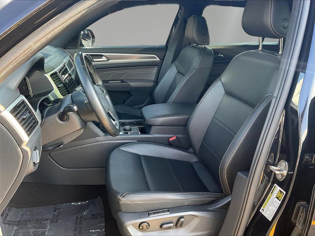 Used 2023 Volkswagen Atlas Cross Sport SEL AWD/4WD image 20