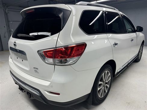 Used 2014 Nissan Pathfinder SL w/ SL Premium Package image 12