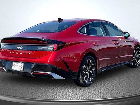 Used 2025 Hyundai Sonata SEL FWD image 2