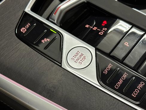 Used 2023 BMW X7 xDrive40i w/ Premium Package image 35