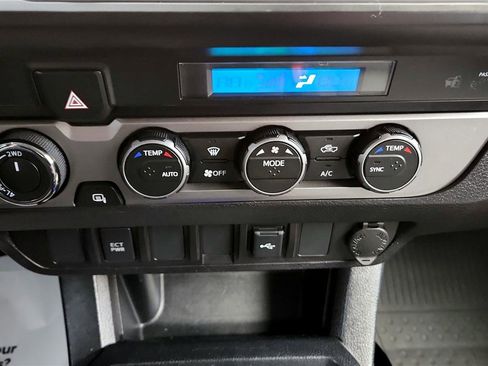 Certified 2021 Toyota Tacoma SR image 39