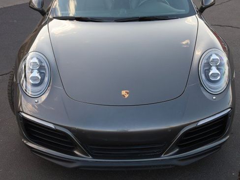 Used 2017 Porsche 911 Carrera 4S AWD/4WD image 9