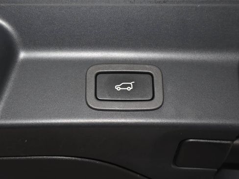 Used 2020 Jaguar F-PACE R-Sport AWD/4WD image 20