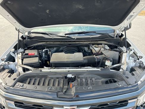 Used 2023 Chevrolet Silverado 1500 ZR2 w/ Technology Package image 29