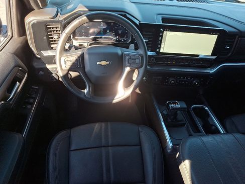 Used 2024 Chevrolet Silverado 1500 High Country w/ Z71 Off-Road Package image 11