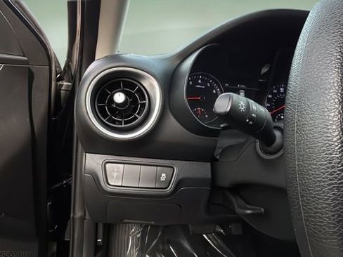 Used 2024 Kia Forte LXS image 21