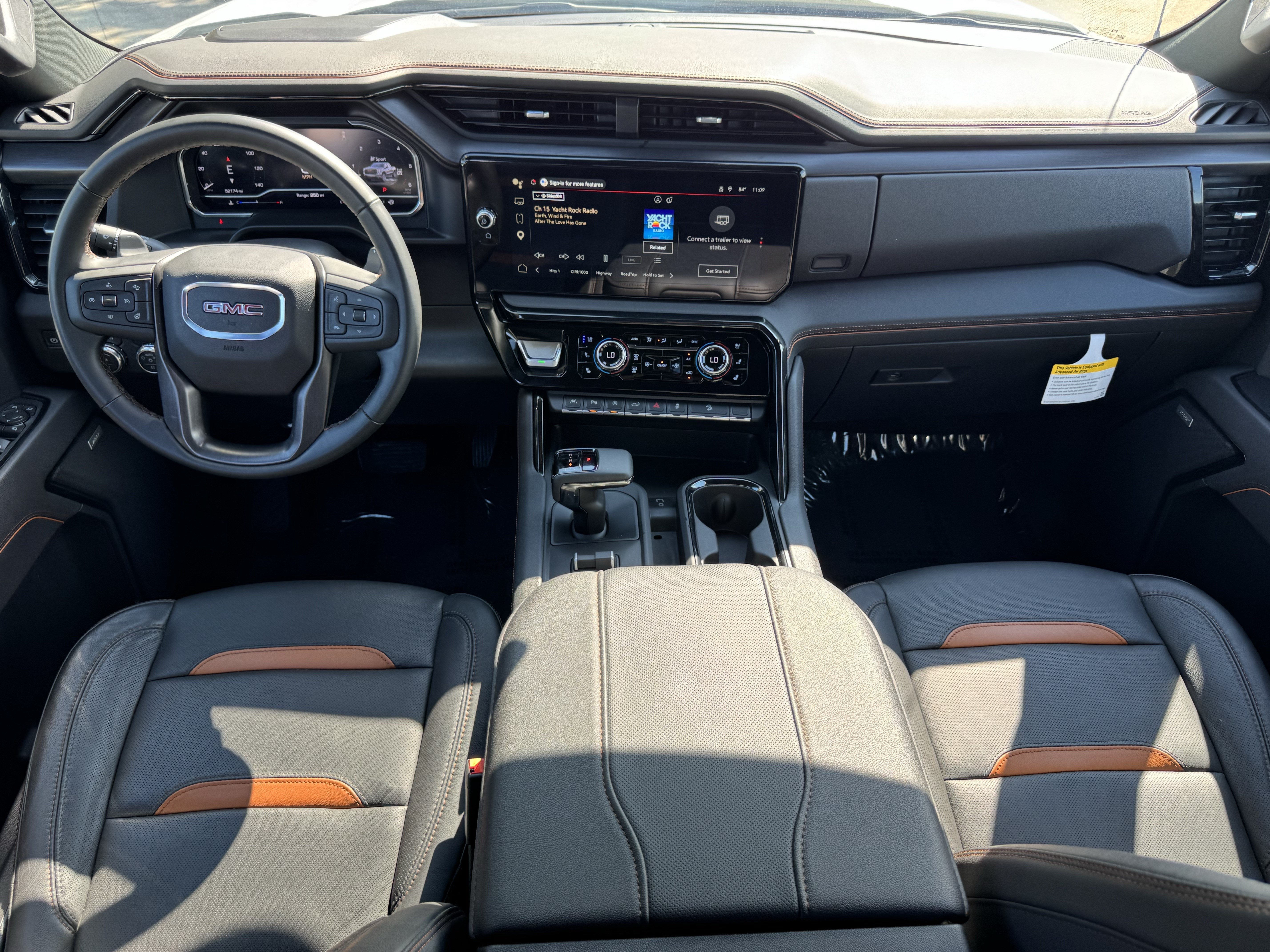 Used 2025 GMC Sierra 1500 AT4 AWD/4WD image 9