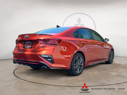 Used 2020 Kia Forte GT-Line w/ GT-Line Premium Package FWD image 2
