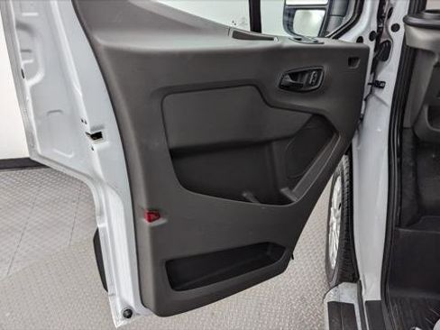 Used 2024 Ford Transit 250 Low Roof w/ Exterior Upgrade Package image 12