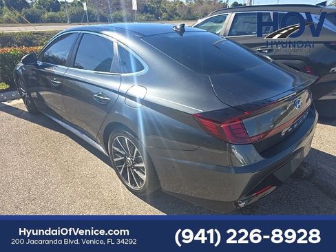 Used 2023 Hyundai Sonata Limited image 8
