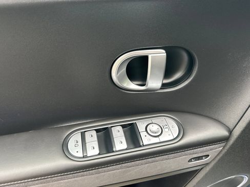 Certified 2024 Hyundai Ioniq 5 Limited RWD image 11