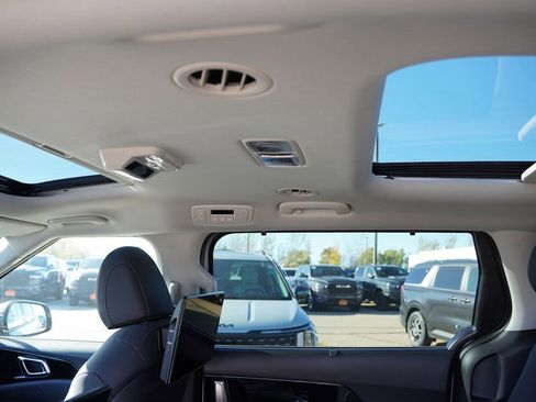 New 2026 Kia Carnival SX Prestige image 13