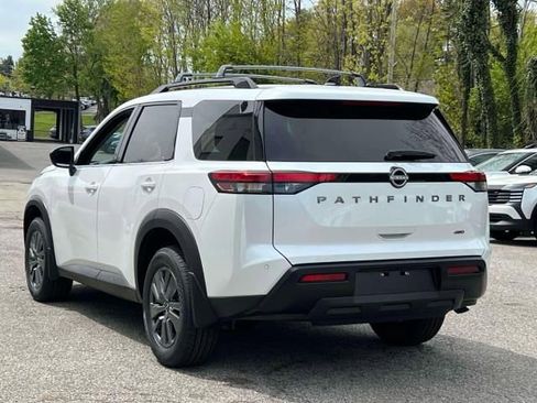 New 2026 Nissan Pathfinder SV AWD/4WD image 7