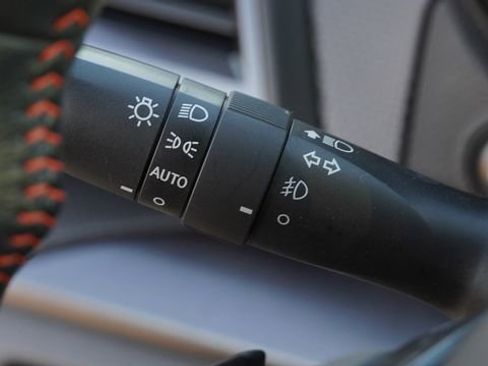 Used 2023 Subaru Forester Sport image 31