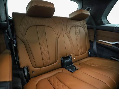 New 2026 BMW X7 xDrive40i image 35