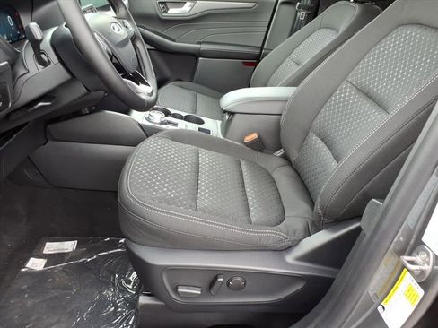 New 2025 Ford Escape Active w/ Active Premium Tech Pack image 15