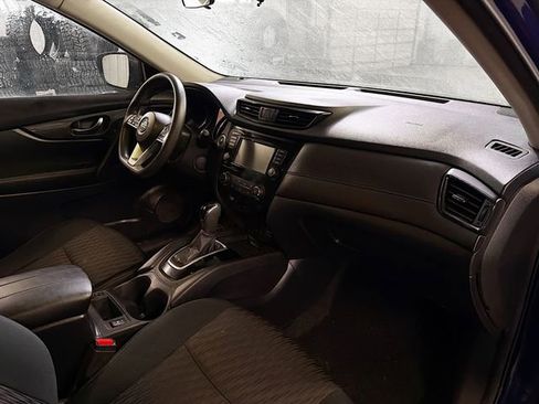 Used 2018 Nissan Rogue AWD image 12