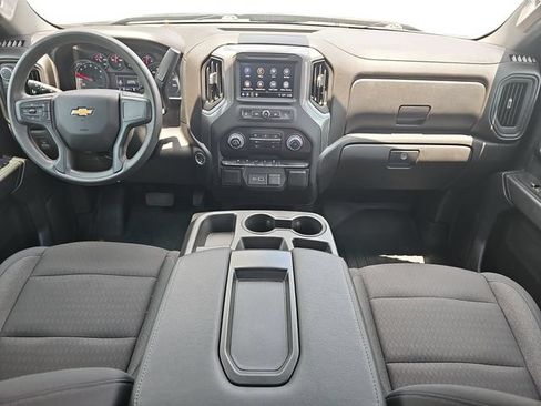 Used 2022 Chevrolet Silverado 1500 Custom AWD/4WD image 9
