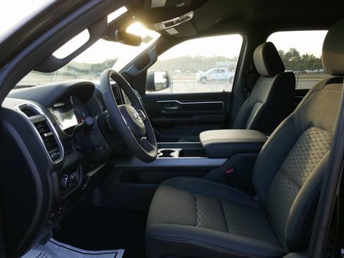 New 2026 RAM 1500 Big Horn AWD/4WD image 17