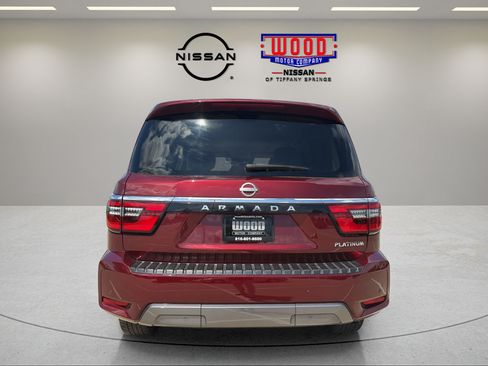 Used 2024 Nissan Armada Platinum w/ Captain's Chairs Package AWD/4WD image 3