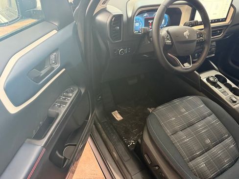 New 2025 Ford Bronco Sport Heritage image 6