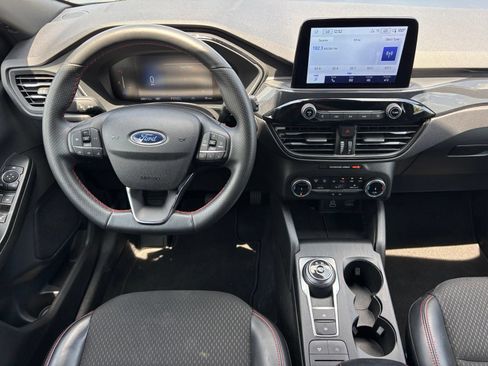 Used 2025 Ford Escape ST-Line AWD/4WD image 21