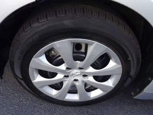 Used 2023 Toyota Corolla LE image 16