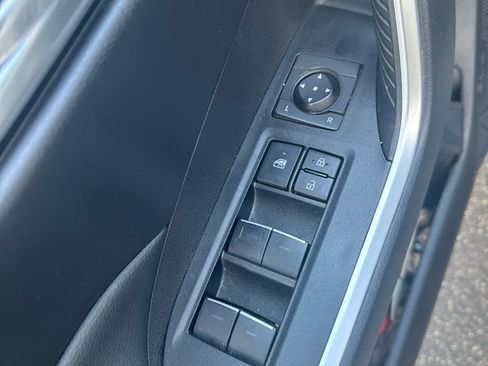 Used 2023 Toyota RAV4 XLE image 7